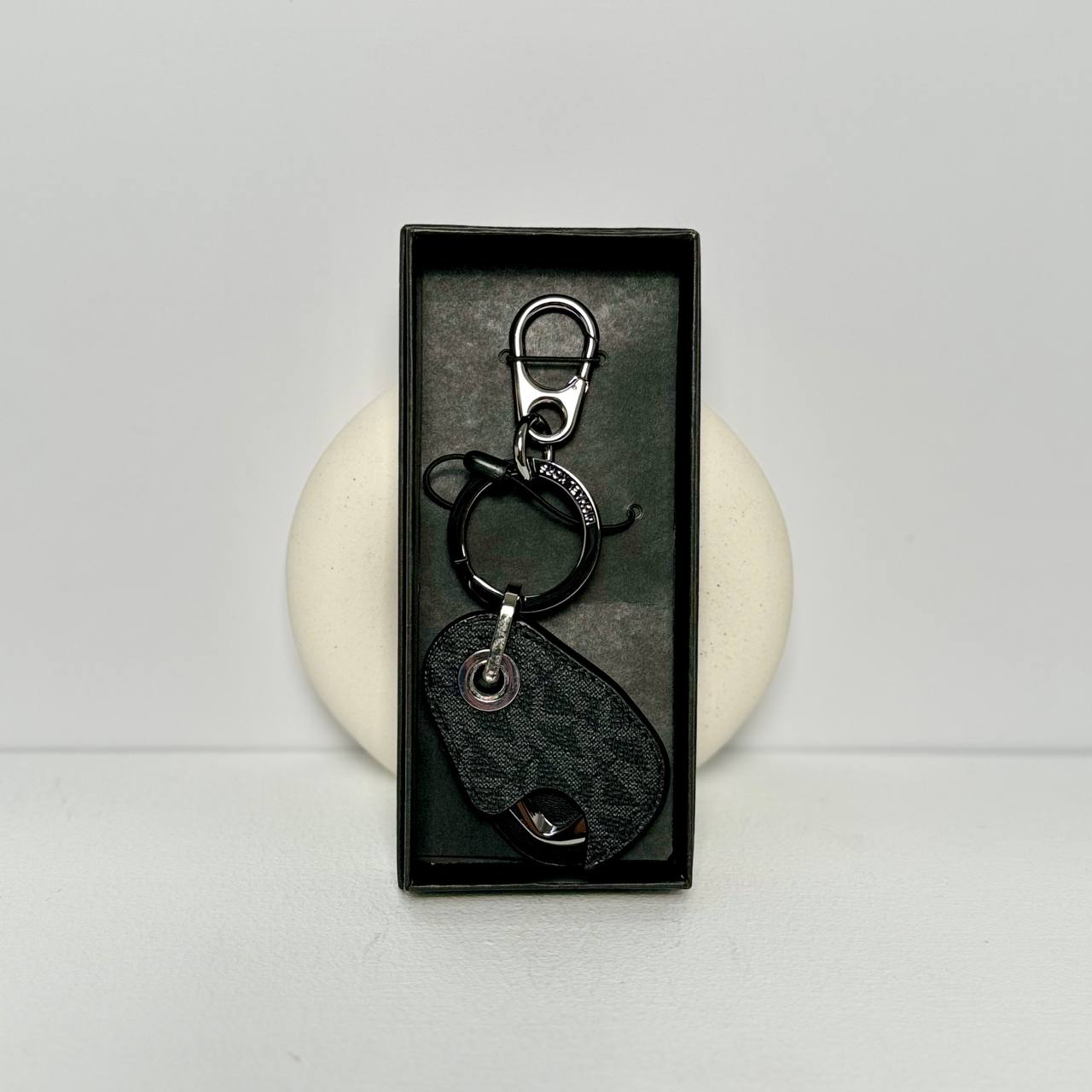 MK Mens Harrison Bottle Opener Keyfob Box in Signature Black (36H0LHR00B)