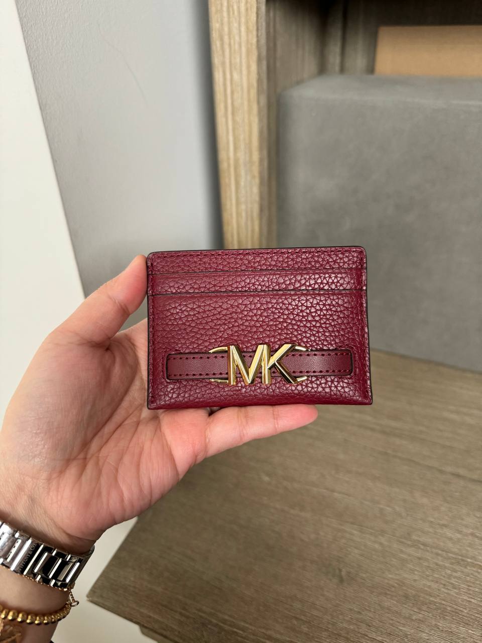 MK Reed Large Card Holder in Cherry (35S3G6RD3L)
