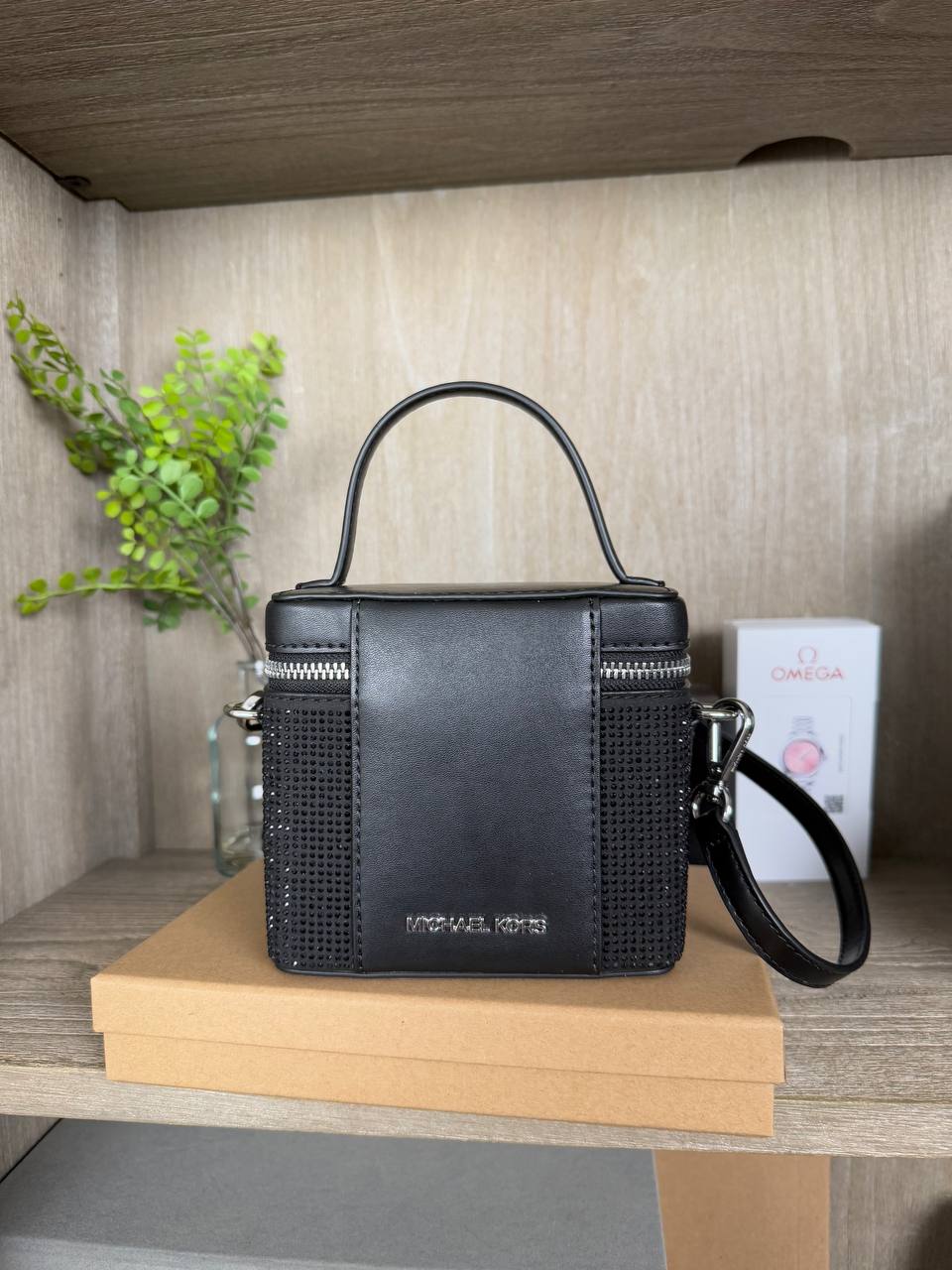 [INCOMING ETA 30 DAYS] Michael Kors Sandrine Small Box Crossbody in Black (35F4SD2C1S)