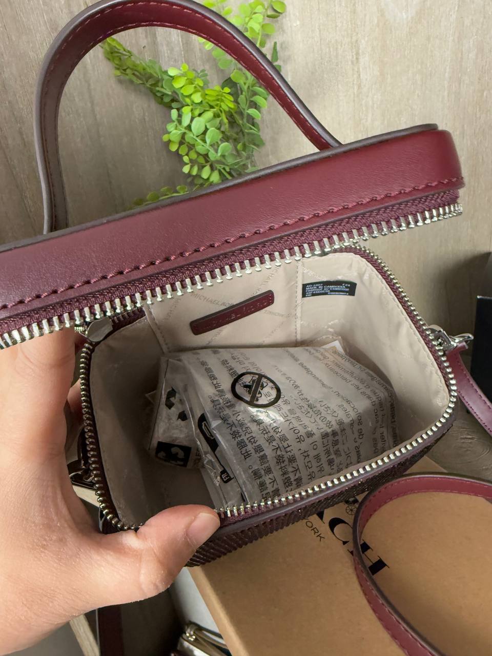 [INCOMING ETA 30 DAYS] Michael Kors Sandrine Small Box Crossbody in Oxblood (35F4SD2C1S)