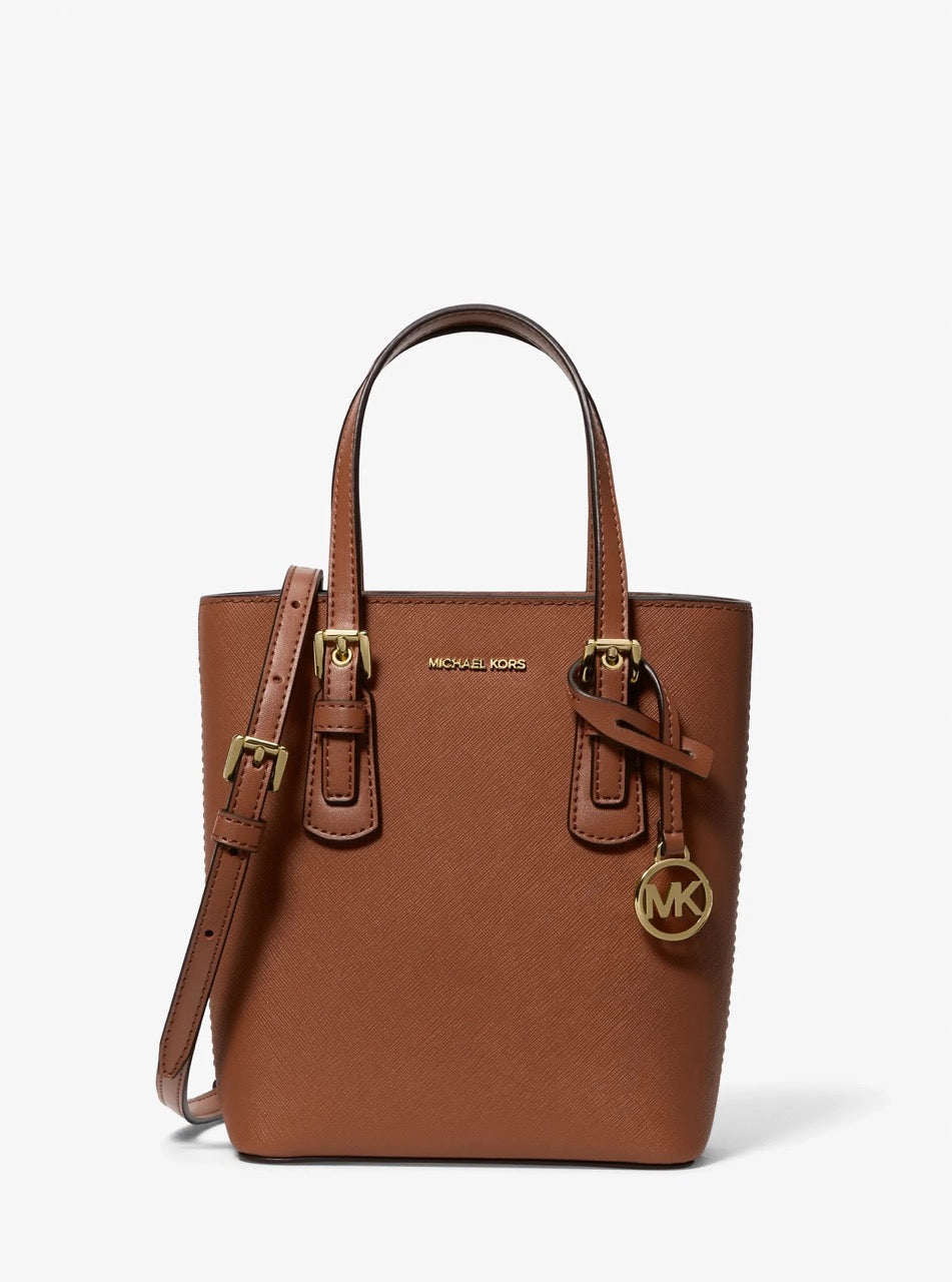 [WEB EXCLUSIVE][INCOMING ETA 30 DAYS] Michael Kors Voyager Extra-Small Leather Convertible Crossbody Bag in Luggage (35F6GV6C0L)