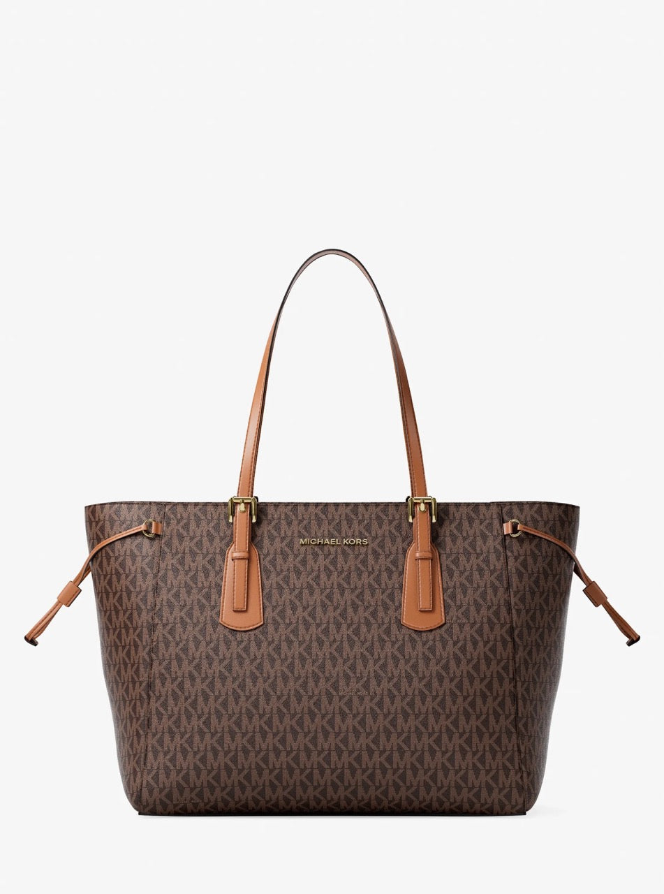 [WEB EXCLUSIVE][INCOMING ETA 30 DAYS] Michael Kors Voyager Large Signature Logo Top-Zip Tote Bag in Brown (35R6GV6T7B)