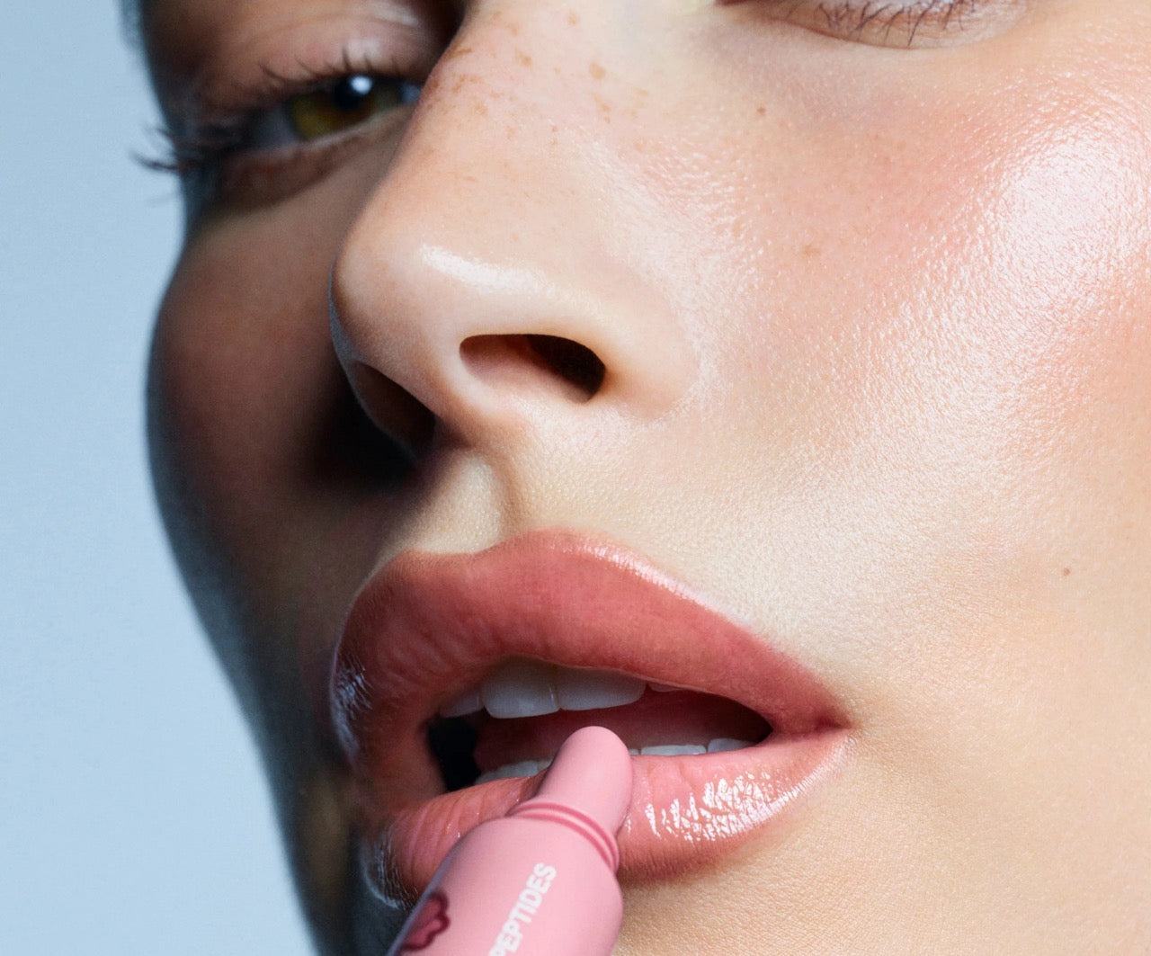 [INCOMING ETA 30 DAYS] Rhode Scented Peptide Lip Tint in Ribbon