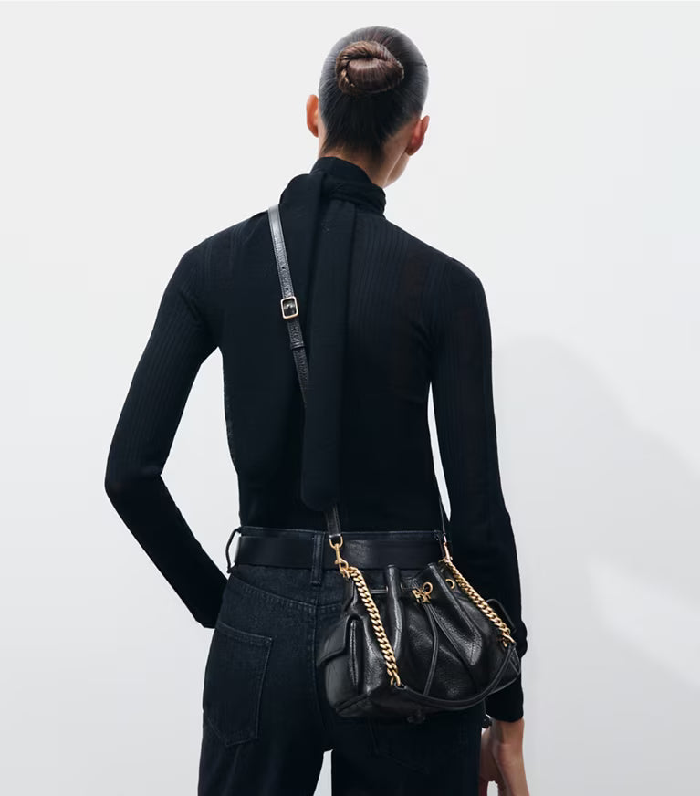 [WEB EXCLUSIVE][INCOMING ETA 30 DAYS] TORY BURCH MINI CHARLIE QUILTED DRAWSTRING SHOULDER BAG IN BLACK (192098)